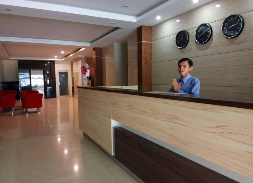 Front desk Photo