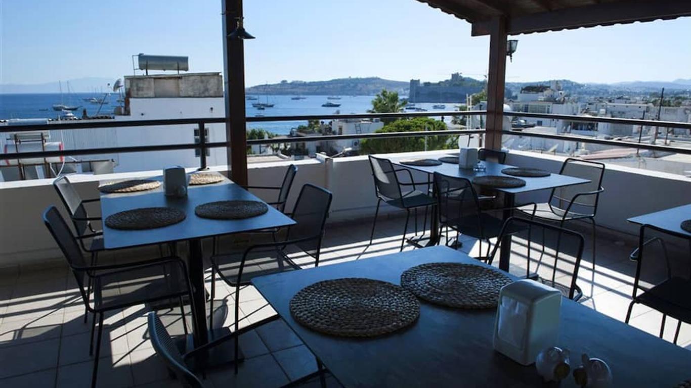 Pudra Hotel