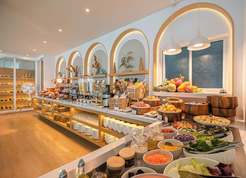 Buffet Photo