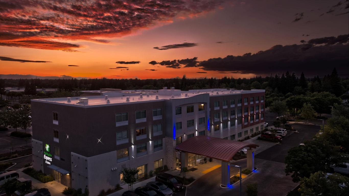 Holiday Inn Express & Suites Chico from $141. Chico Hotel Deals