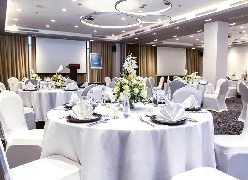 Banquet hall Photo
