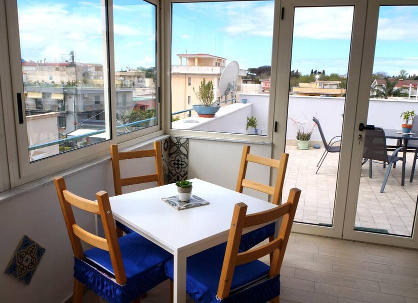 Dining room Photo