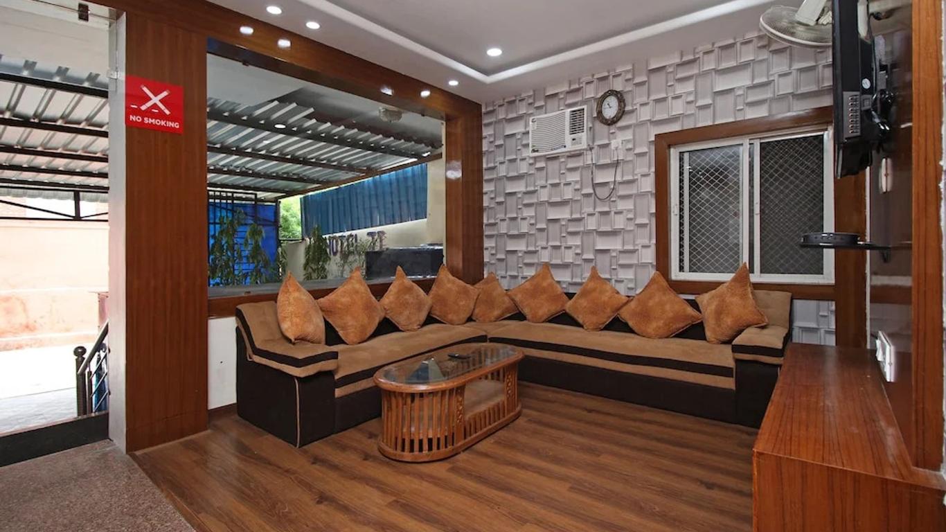 OYO 9231 Hotel Jinesh