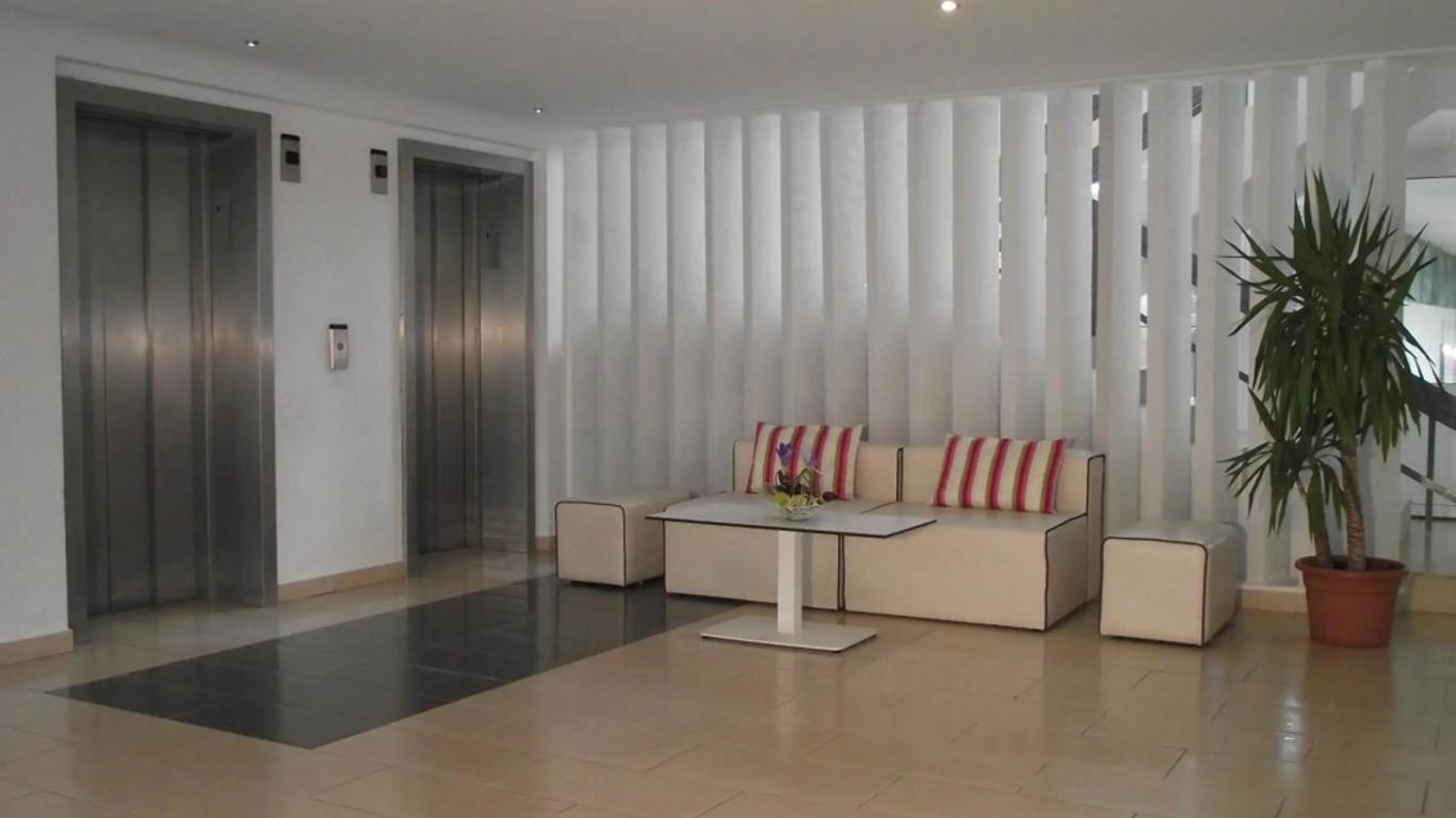 Hotel Favorit