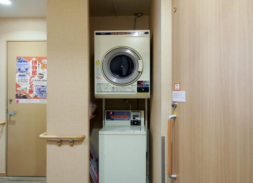 Laundry facility Photo