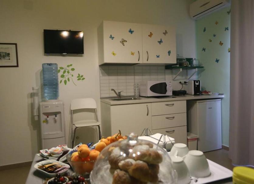 Kitchen Photo