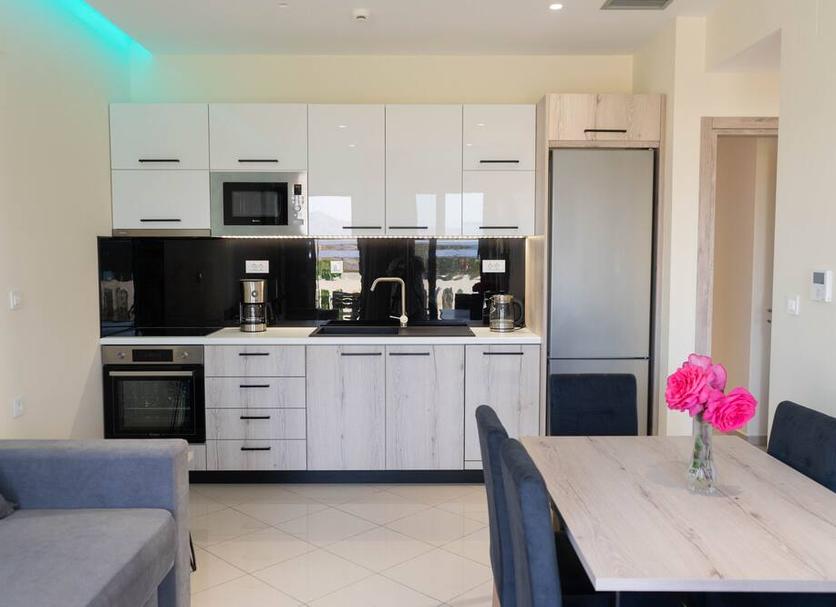 Kitchen Photo