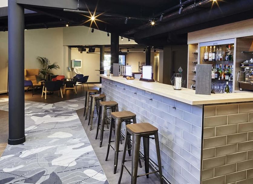 Bar Photo