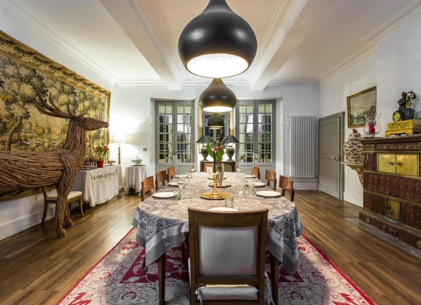 Dining room Photo
