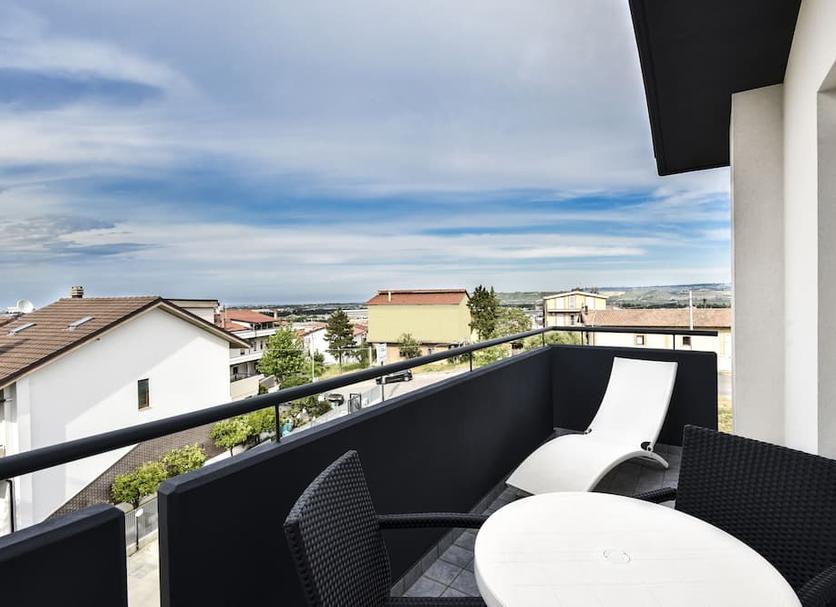 Balcony Photo