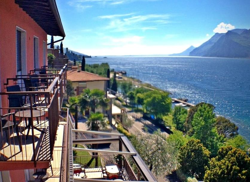 Balcony Photo
