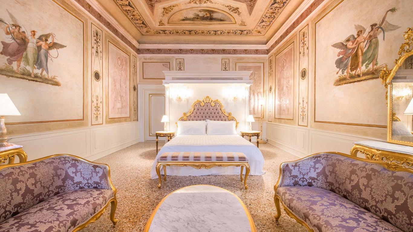 Ca' Bonfadini Historic Experience