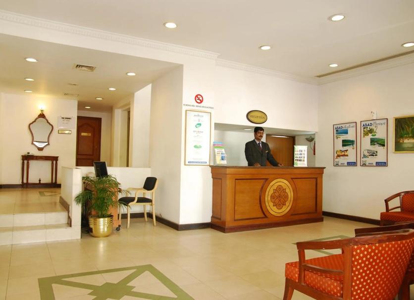 Front desk Photo