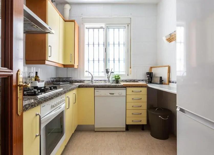 Kitchen Photo