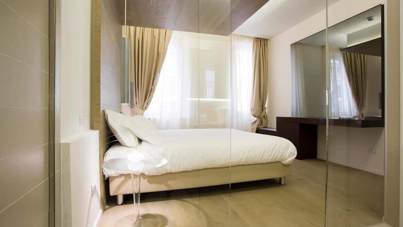 Borgoleoni 18 - Room and Breakfast