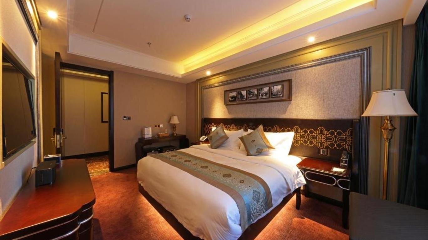 Earl Hotel