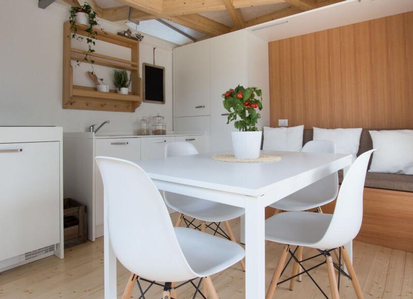 Dining room Photo