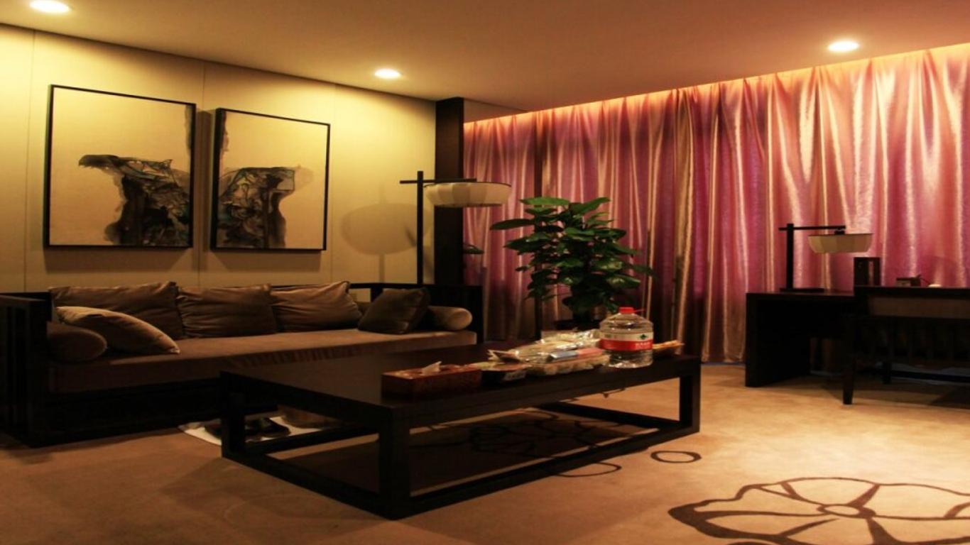 Scholars Hotel (Jinan High-tech Wanda Exhibition Center)