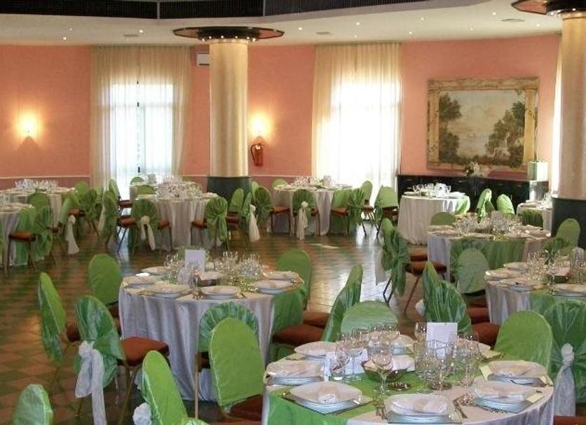 Banquet hall Photo
