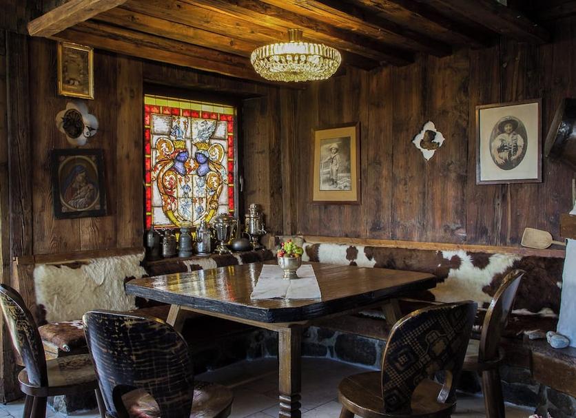 Dining room Photo