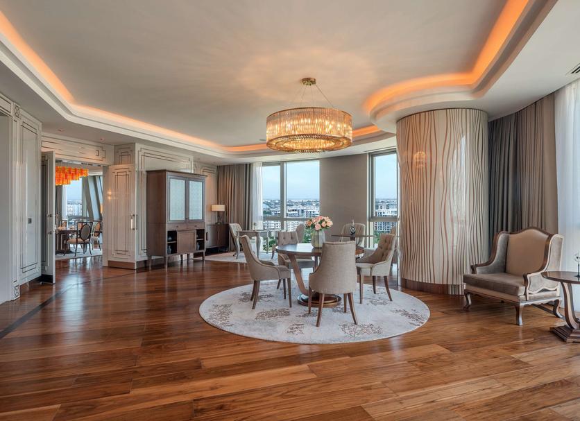 Dining room Photo