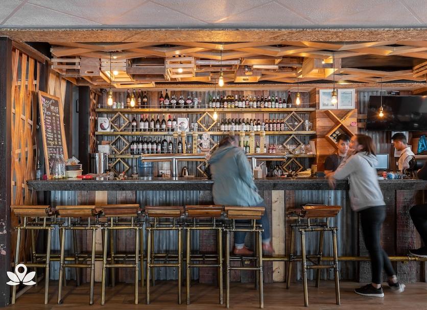 Bar Photo