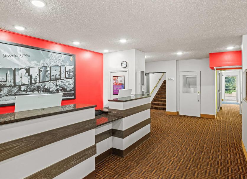 Front desk Photo