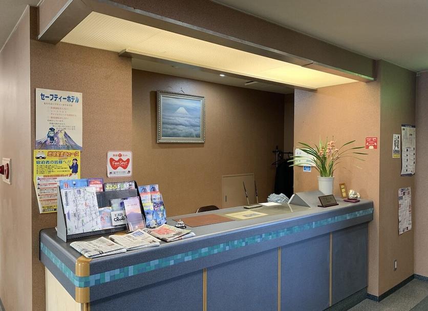 Front desk Photo