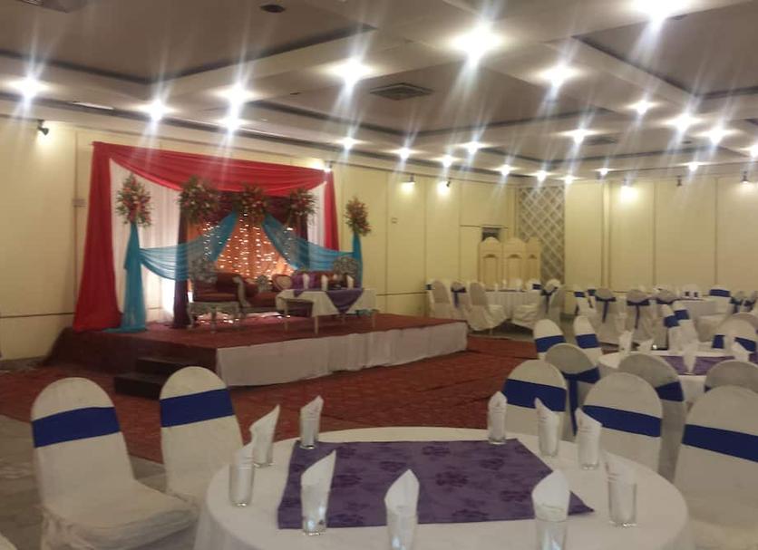 Banquet hall Photo