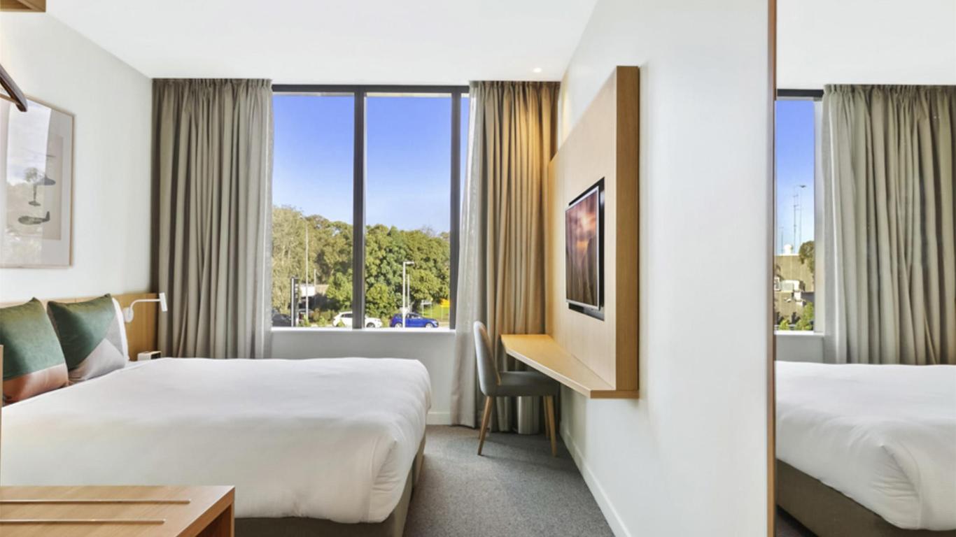 Mantra Hotel At Sydney Airport