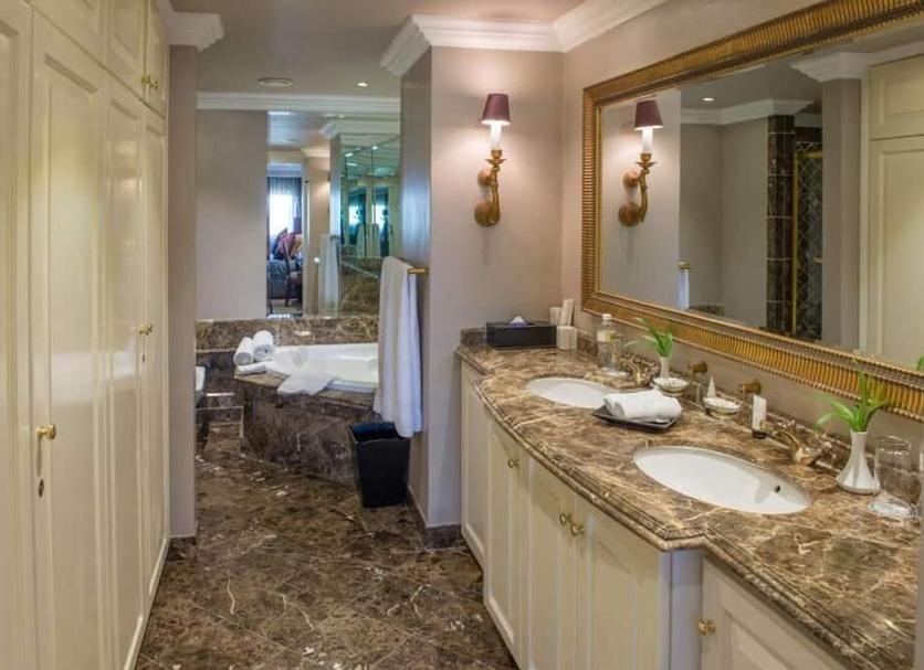 Bathroom Photo