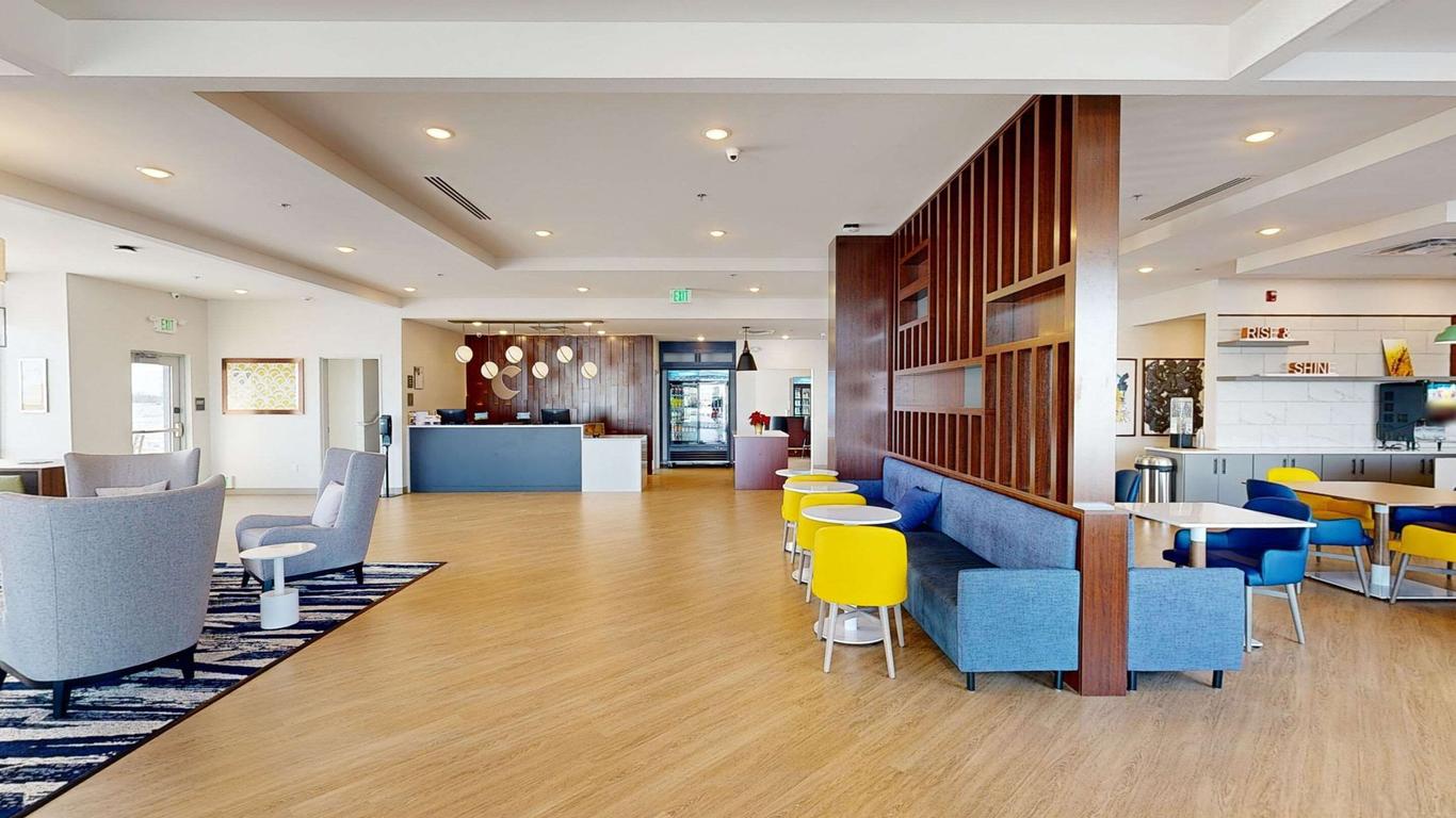 Comfort Inn and Suites at Sanford Sports Complex