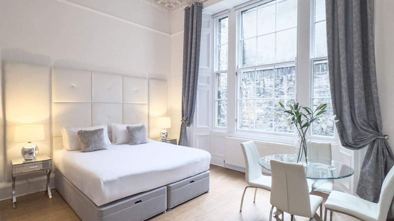 Hanover 71 Suites