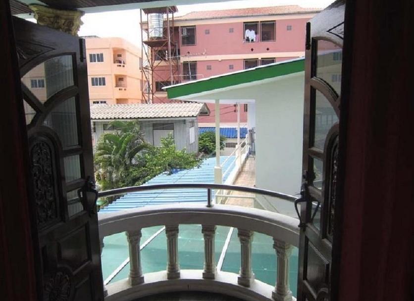 Balcony Photo