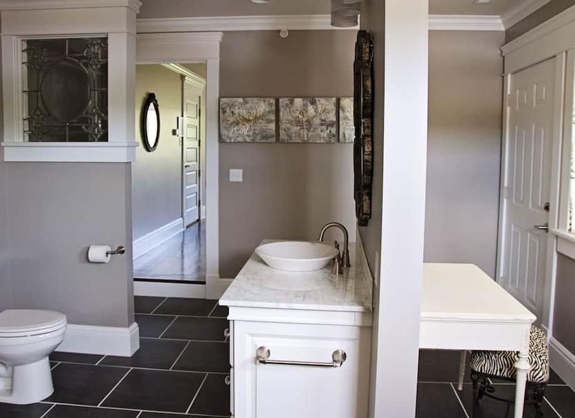 Bathroom Photo