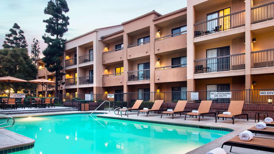 Sonesta Select Los Angeles LAX El Segundo from 59. El Segundo Hotel