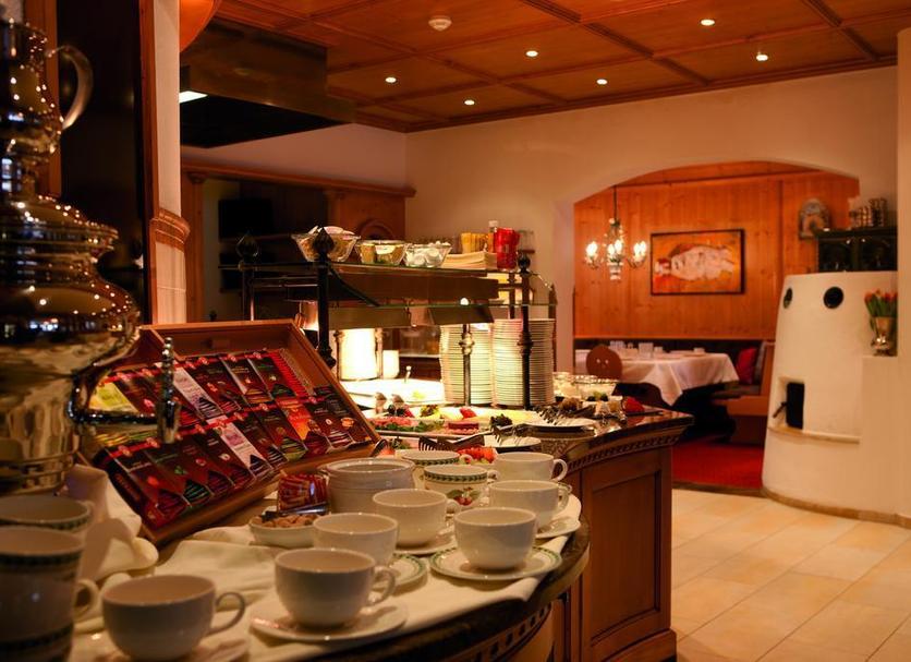 Buffet Photo