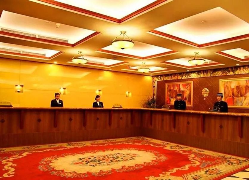 Front desk Photo