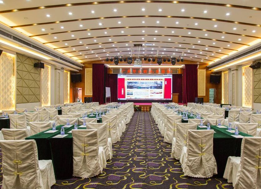 Banquet hall Photo