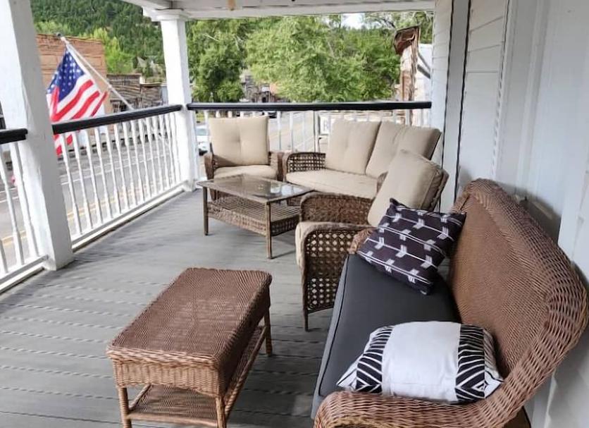 Balcony Photo