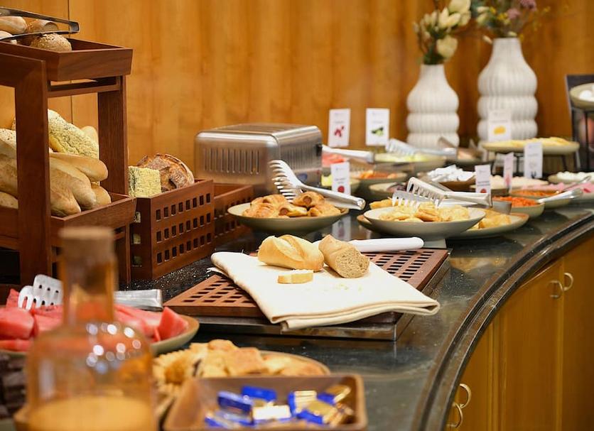 Buffet Photo