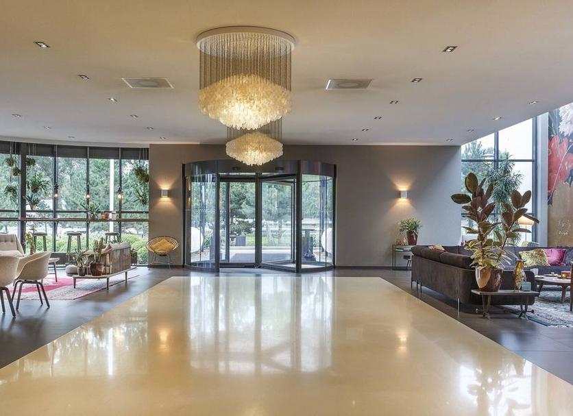 Lobby Photo