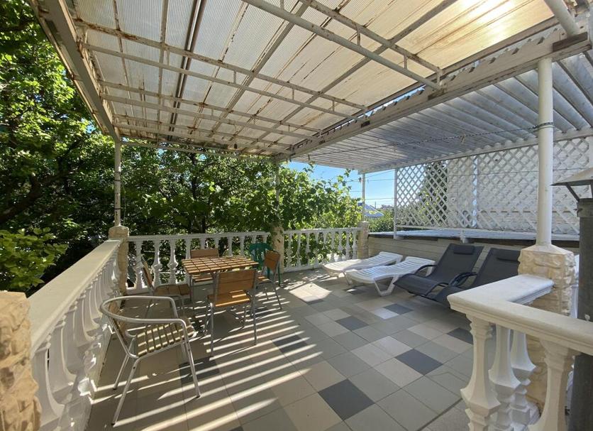 Balcony Photo