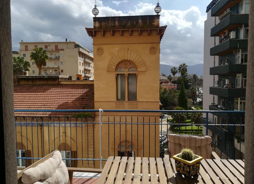 Balcony Photo