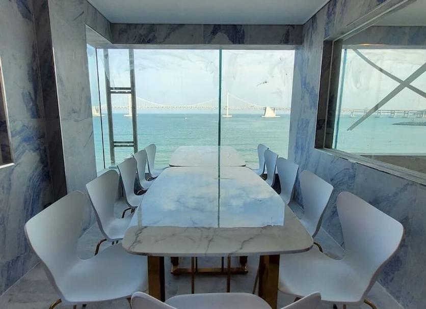 Dining room Photo