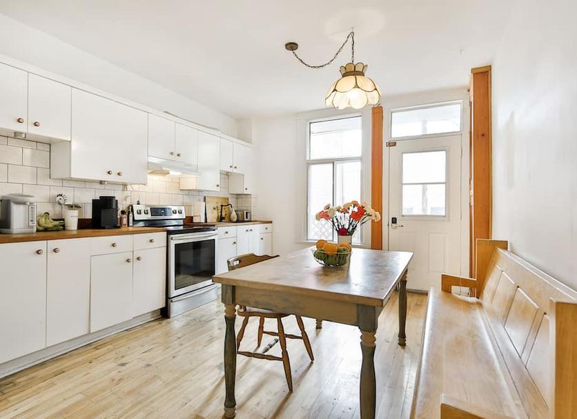 Kitchen Photo