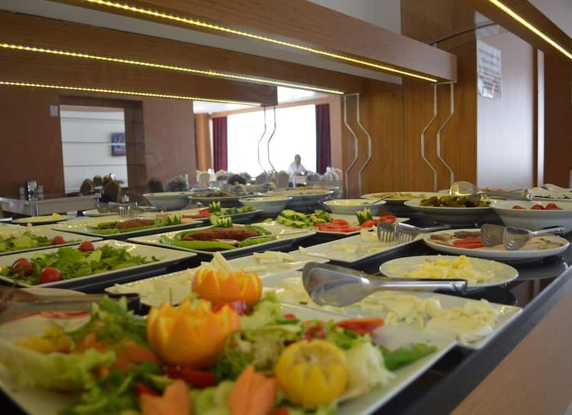 Buffet Photo