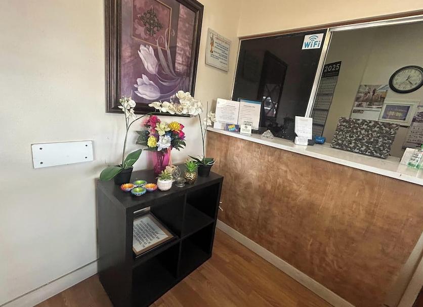 Front desk Photo