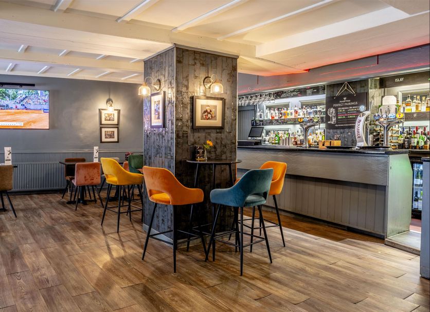 Bar Photo