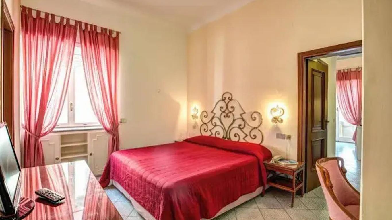 Hotel Bristol